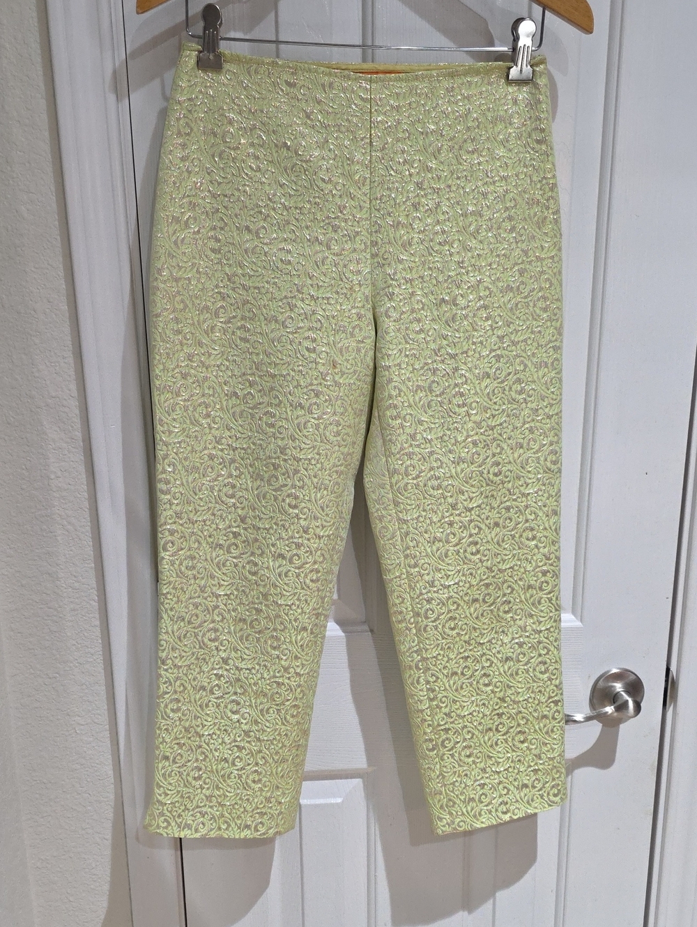 Cynthia STEFFE Women's Textured Crop Pants - Light Lime/ SILVER SZ 2